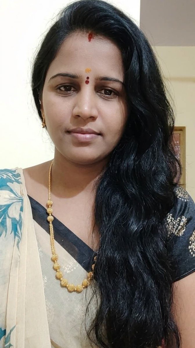 Anitha45768906's tweet photo. இன்று வரலெட்சுமி விரதம் https://t.co/8yTGvdtLAl