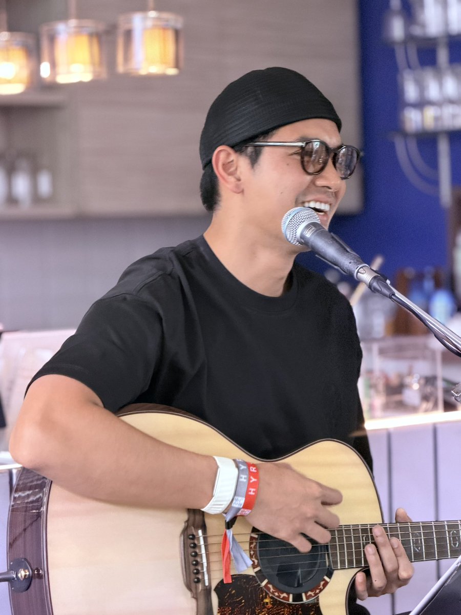 tatarkannn's tweet photo. 𝐈𝐓’𝐒 𝐊𝐄𝐌 𝐃𝐀𝐘! 🩷😍

HAPPY BDAY KEM 29TH

#เข้ม29ขวบ
#เข้มหัสวีร์ https://t.co/Sku3hE7YBm