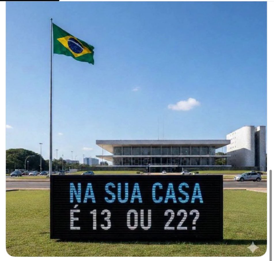 rubenbaratta's tweet photo. VAMOS !
Diga aí, o seu voto, na sua família, seus amigos, é LULALAU ou FLÁVIO BOLSONARO 🇧🇷 ?? https://t.co/6MgHX5LPCb