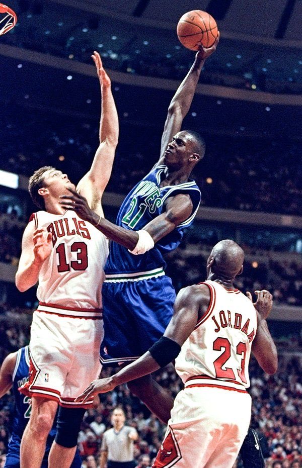THE4THQTR1's tweet photo. Kevin Garnett. Minnesota. Basketball intensity. 🐺

THE BIG TICKET. 🎟️ https://t.co/HISFl5dpAq