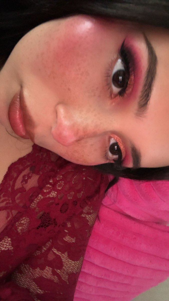 itssofialovex tweet picture