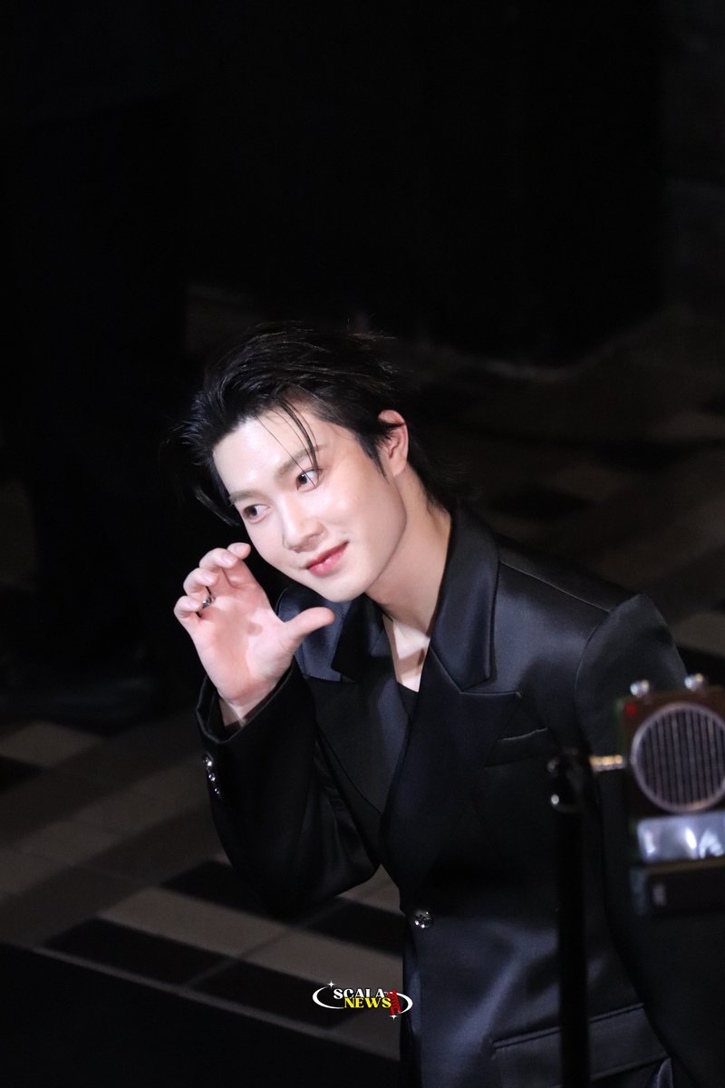 newsscalaa's tweet photo. เก็บตกภาพบรรยากาศในงานประกาศรางวัล ‘ LIFESTYLE ASIA 50 ICONS 2026 ’

"ยิม - ปริญญากรณ์" ร่วมเดิน Black Carpet ✨

YIM RISING ICONS AT LSA

#YIMRISINGICONS2026
#mynameis_yim
#LSA50ICONS2026xDMD
#LSA50ICONS2026 
#LSA50ICONS https://t.co/EmHqQBzOx5