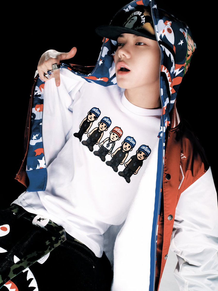 dari__ohyul's tweet photo. 📷🐈‍⬛ bape.korea

Confident without trying

OHYUL brings a relaxed edge to the 4SHOBOIZ VOL. 2 4SHOVILLE TEE, balancing effortless style with unmistakable attitude.

#BAPExJAYPARKxLNGSHOT #OHYUL #오율 #LNGSHOT #롱샷 https://t.co/1Zgcou0LLT