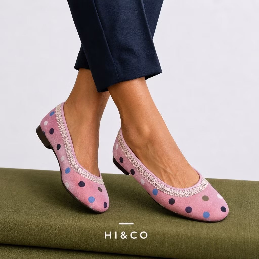 addtocutie's tweet photo. GUYS??? 😭 these flatshoes are actually SO CUTE??? literally bikin outfit keliatan lebih manis https://t.co/dQpWSqziZd