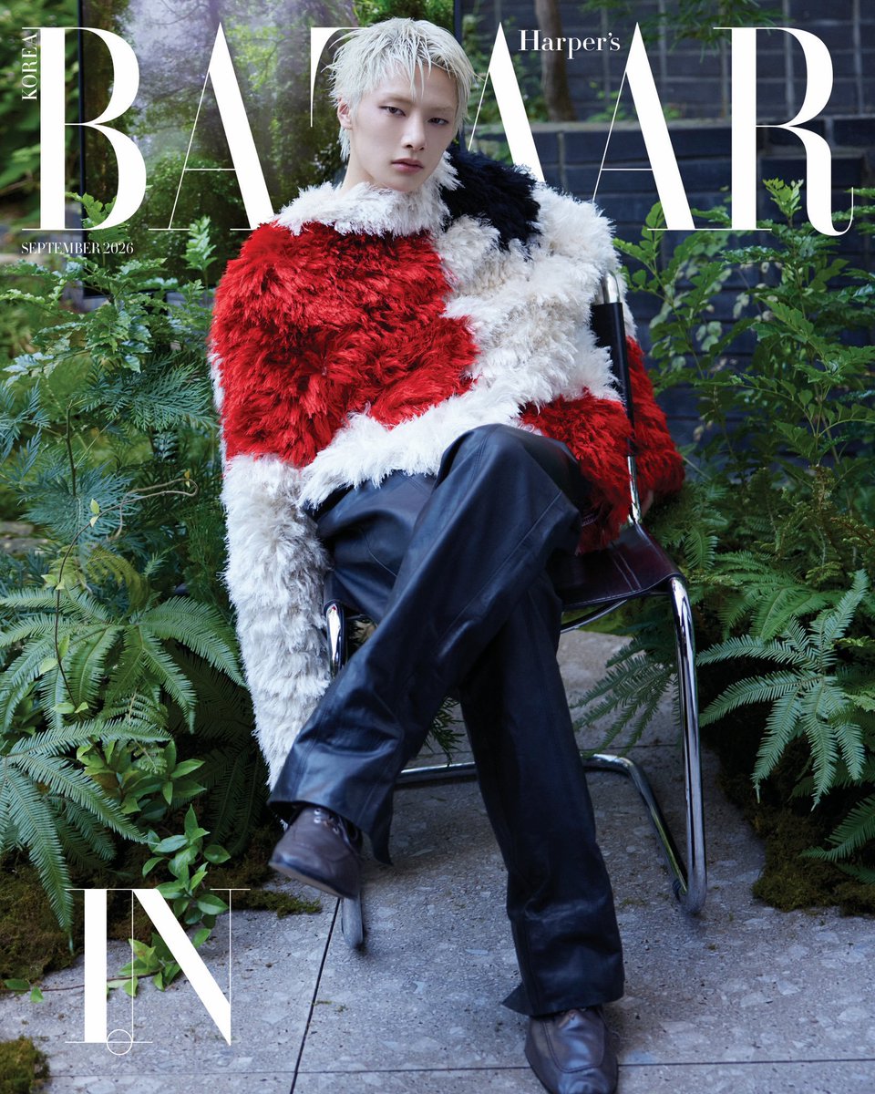 leemiaww's tweet photo. kayak nyonya besar 

I.N X BOTTEGA VENETA X HARPER’S BAZAAR 
#I_NxBottegaVeneta
#I_NxHarpersBazaarKorea
#I_N #아이엔 https://t.co/aJMlCEyny3