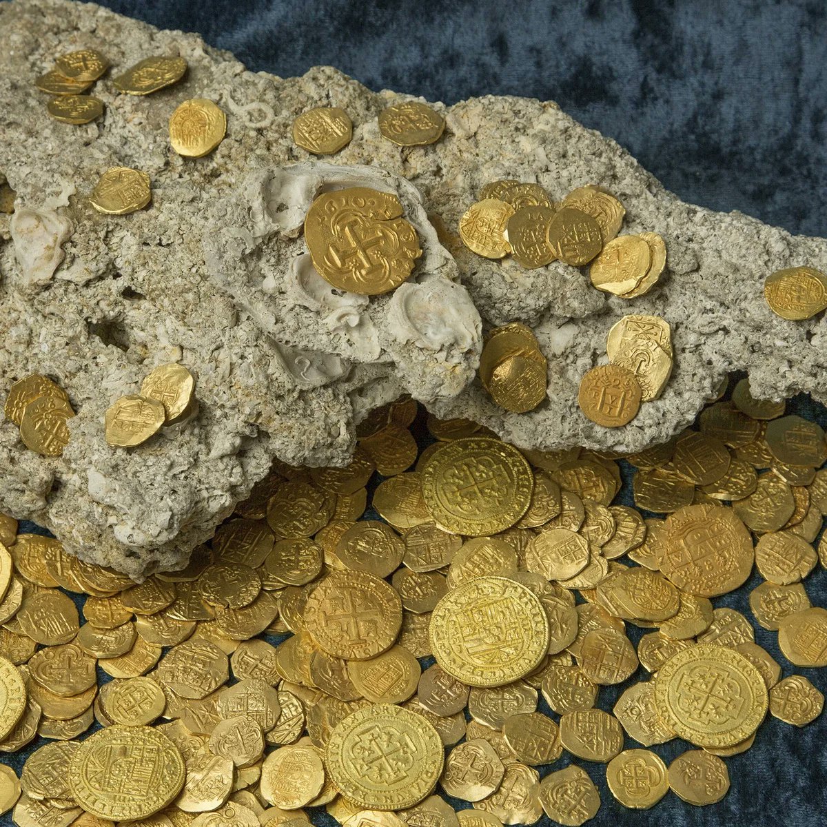 ringramcoins's tweet photo. The most famous shipwreck in history? Possibly read about the San Jose https://t.co/bD1WV2sbEA #unbelievable #remarkable #fascinating https://t.co/w2nEgaTKvC