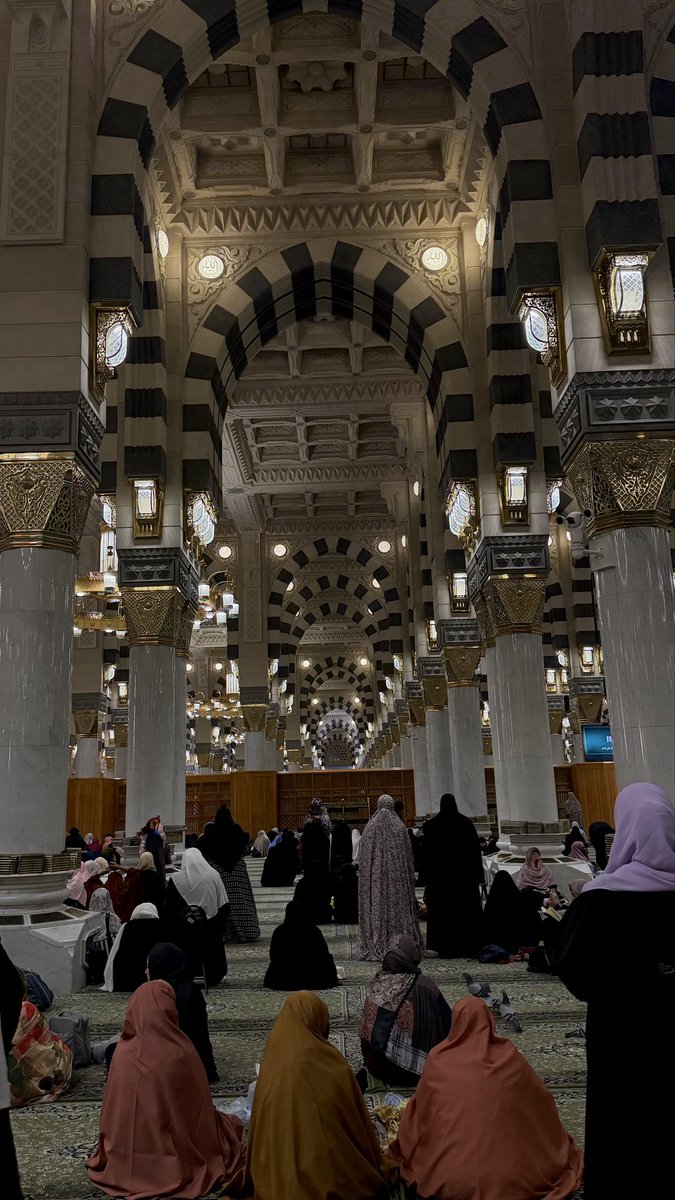 _uvcvv's tweet photo. «وَالْمَدِينَةُ خَيْرٌ لَهُمْ لَوْ كَانُوا يَعْلَمُونَ» https://t.co/5dn3bkPV0v