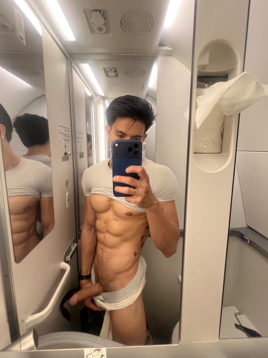 kc881xoxo's tweet photo. otw KL✈️🇲🇾 see you soon 
wanna be part of the mile high club https://t.co/G4TRwmFowq