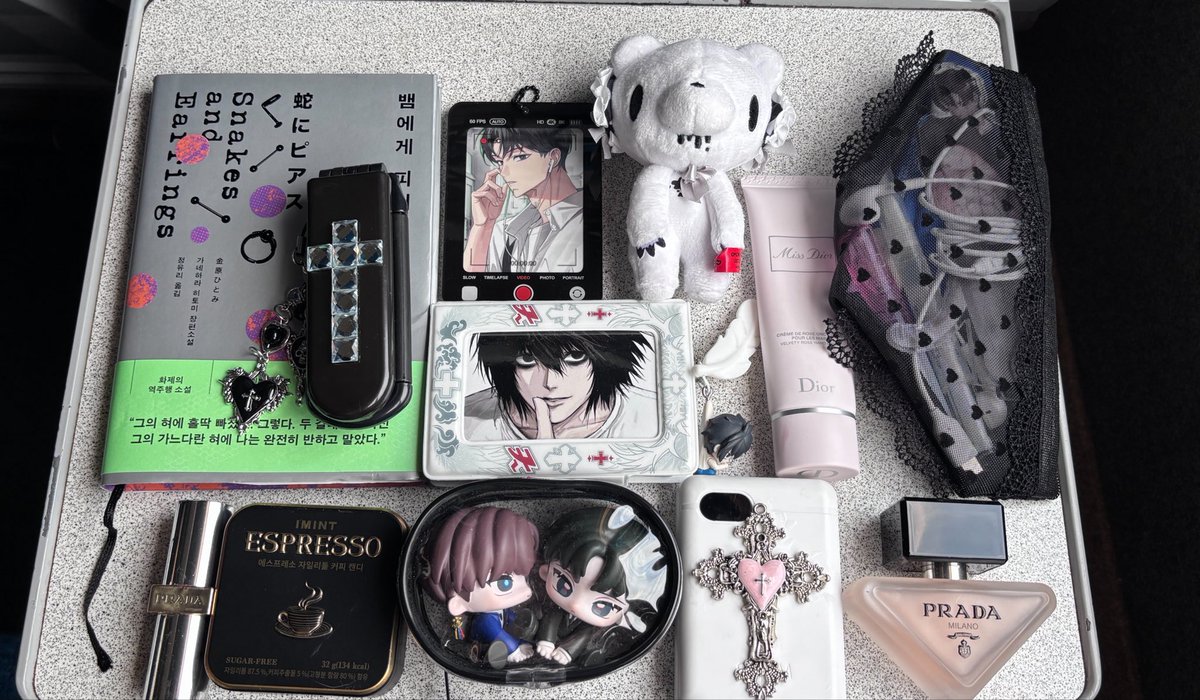 bulso_memo's tweet photo. #트친소 #일상계_𝕏친소 

안녕하세요 친구 구합니다
외출을 거의 안 하는 파워 집순이
집에서 하는 건 뭐든 좋아해요
다꾸, 만화보기, 영화보기, 트친들이랑 수다떨기,, https://t.co/rcEqPVjsih
