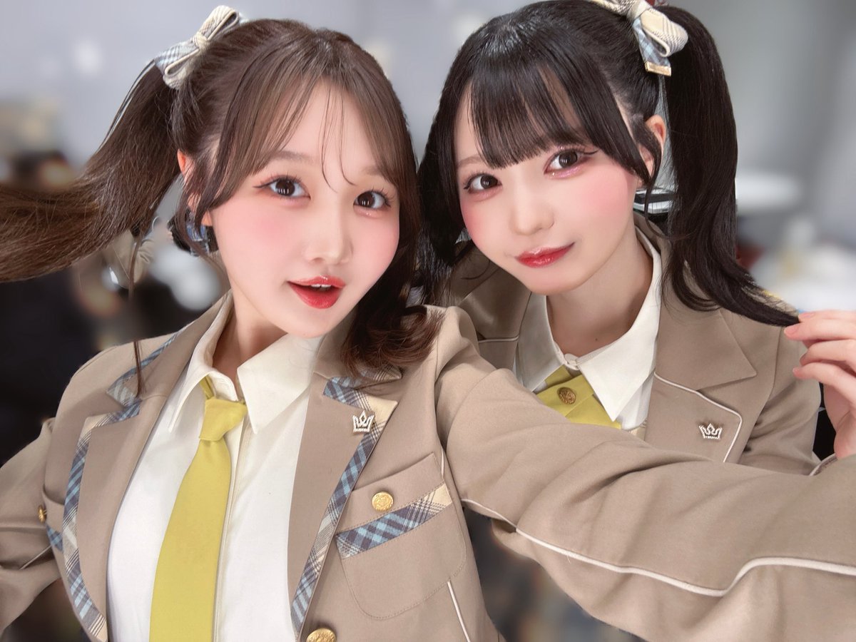 fujisawa_riko's tweet photo. #市原愛弓生誕祭2026 
おめでとう😌✨️

であったときから今もずっとリスペクトがいっぱい!! 同い年なのにどうでもいい話もたくさん聞いてくれてありがとう🤣
落ち着いたら早くご飯いこうねーー♡

ツインテールあゆりこ？りこあゆ？ https://t.co/FzlS5o6BFZ