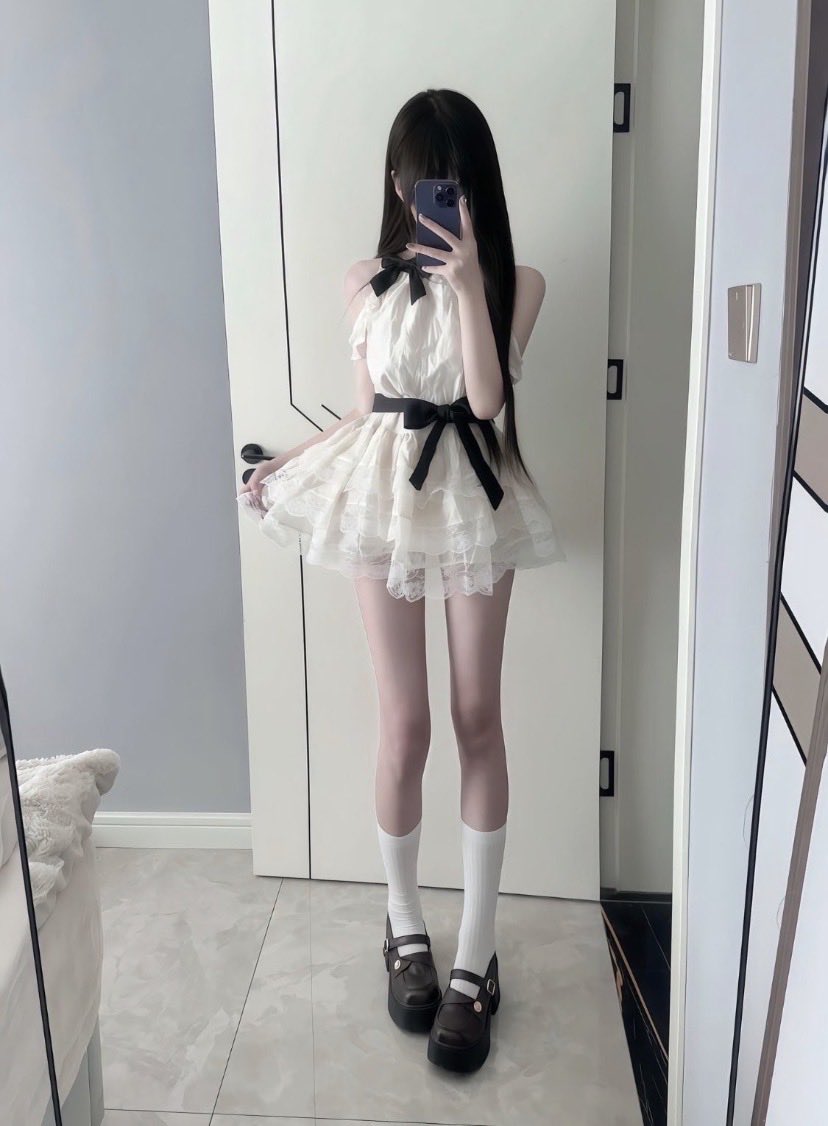 LaraMar31's tweet photo. 【🌙夜なので】
ふと誰かと話したくなって投稿。
優しくて、 ちゃんと連絡を続けてくれる人と 出会えたら嬉しいです🤍
気軽に反応ください。 https://t.co/Lsr8cFHZa4