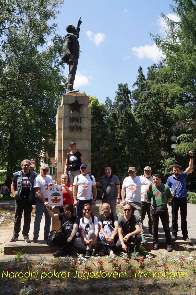 JugosloveniYU's tweet photo. Naše" političke, kulturne i intelektualne pseudoelite u svom revizionističkom napadu na tekovine narodnooslobodilačke borbe a što su antifašizam, bratstvo i jedinstvo jugoslovenskih naroda i narodnosti i socijalistička revolucija imaju i relativizaciju kao oružije. https://t.co/dRb3aBeaxY