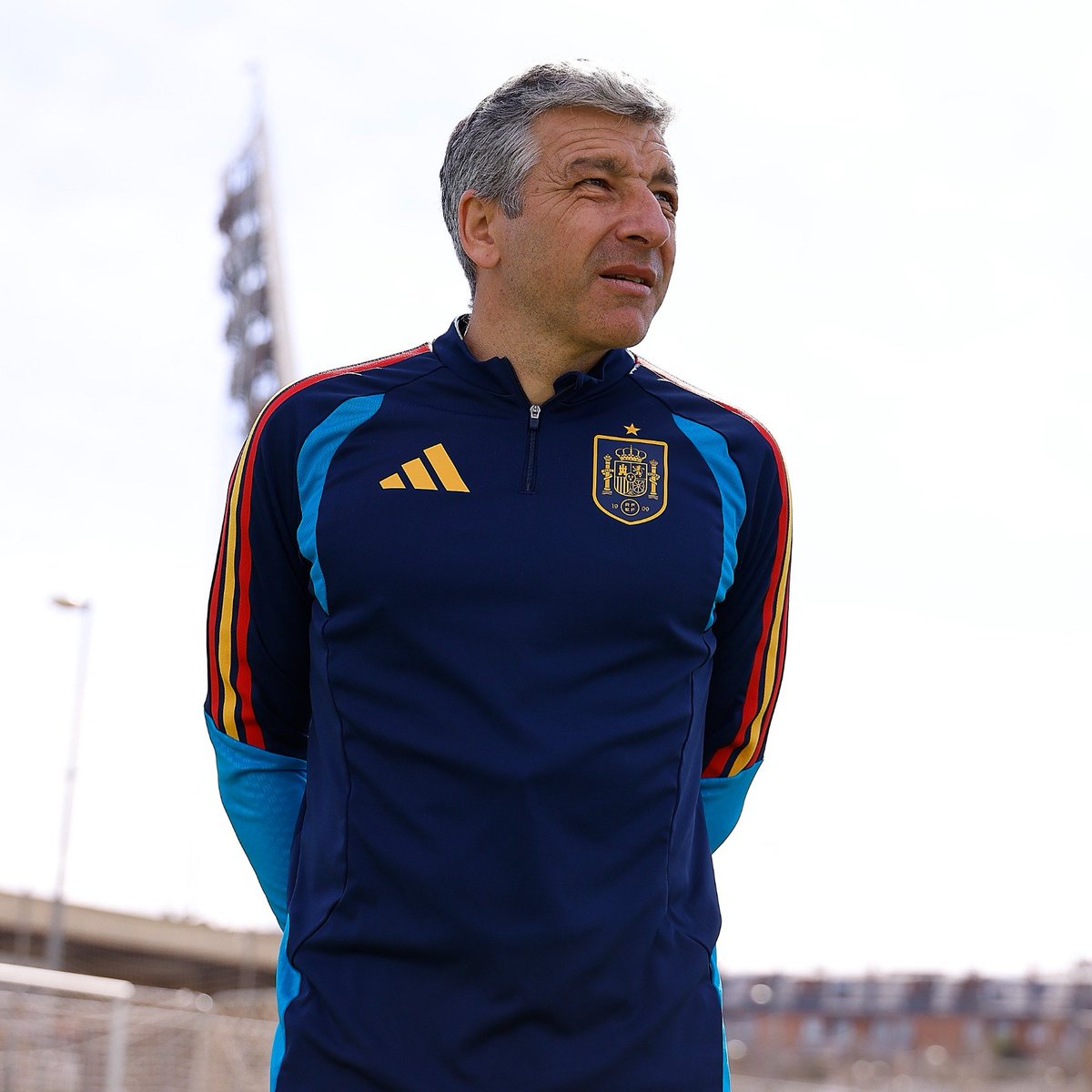 SEFutbol's tweet photo. David Cubillo dirigirá a España en el Mundial sub-17 de Catar.

🔗 https://t.co/PGE6FBMNqF

#NuestraBase | #U17WC https://t.co/JrJb7akfBa