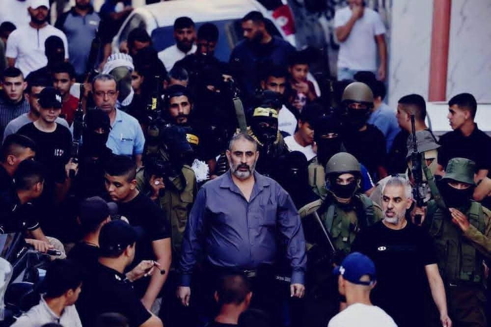 DrMMadhon's tweet photo. اغتيال أبو رعد خازم، رغم ابتعاده عن العمل المق١وم وعدم ارتباطه بالسابع، يقدَّم مثالًا على أن الاحتلال لا يحتاج إلى ذريعة جاهزة للقتل؛ فقد استُهدف عمدًا رغم كل التعهدات، فالحماية لا تصنعها التفاهمات وحدها، وأن التحريض العنصري مستمر. رحم الله والد الشهد١ء أبا رعد وتقبله ش8يدا. https://t.co/Fahyxwm8CC
