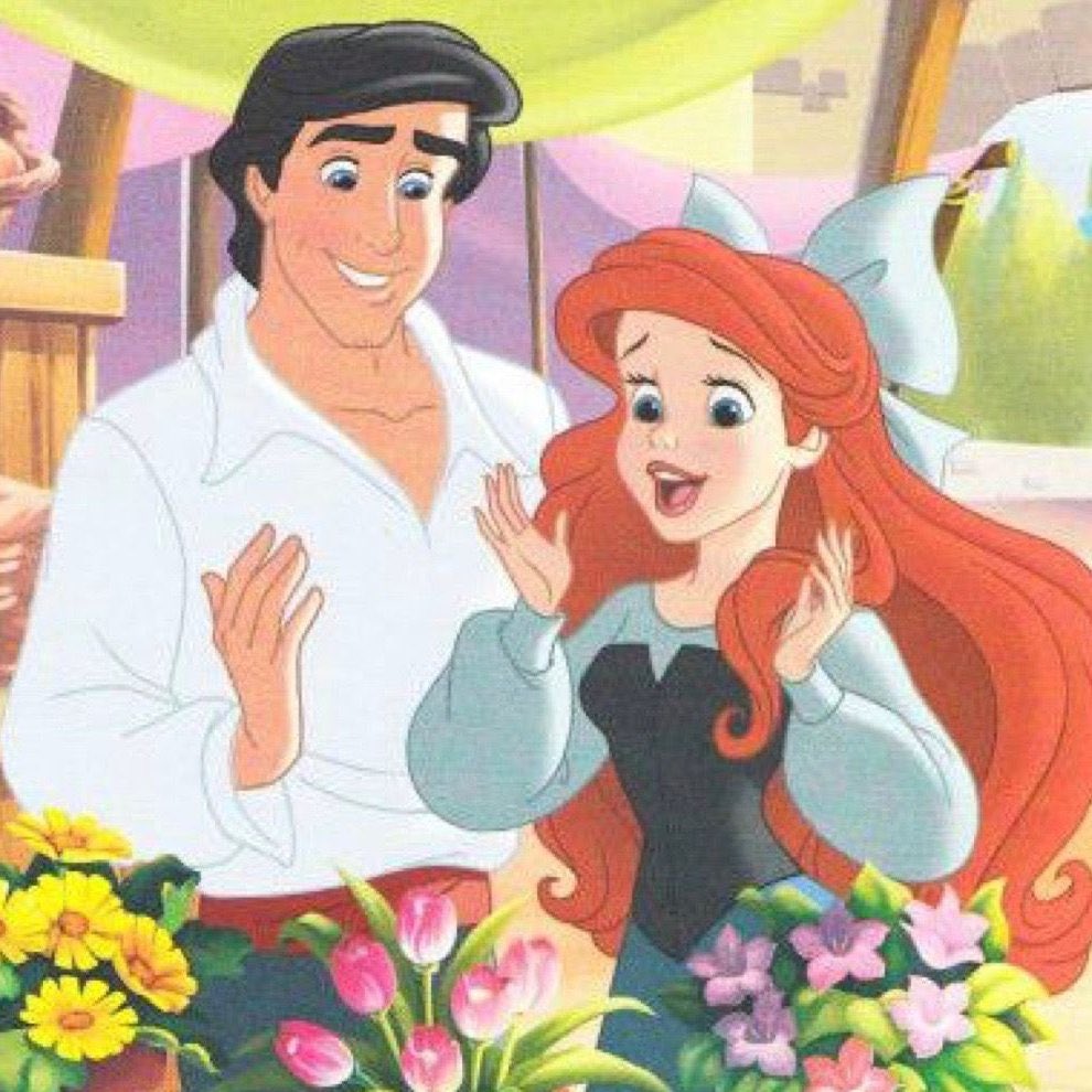 ariafairyx's tweet photo. a glimpse into ariel and eric’s romance life ♡ https://t.co/CpoZYV2xRZ