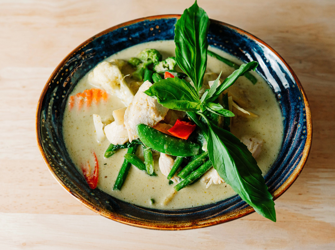 LZalbya's tweet photo. Tried authentic tom kha gai in a hidden Bangkok street stall tonight—creamy coconut milk, zesty lemongrass, and that perfect hint of Thai heat. 10/10 will be back tomorrow!， https://t.co/PXQrj9oUey