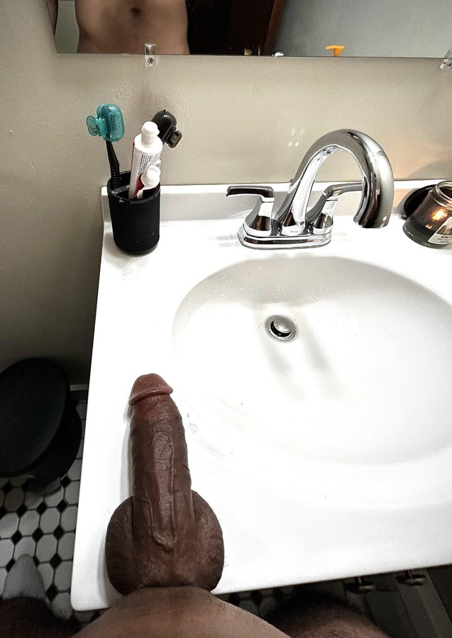 DomKinggMalcolm's tweet photo. So which one of you tiny-clit, unworthy wimps is ready to serve and pay tribute to your King?💪🏿💸Don’t make me ask again https://t.co/WblAivFLTI