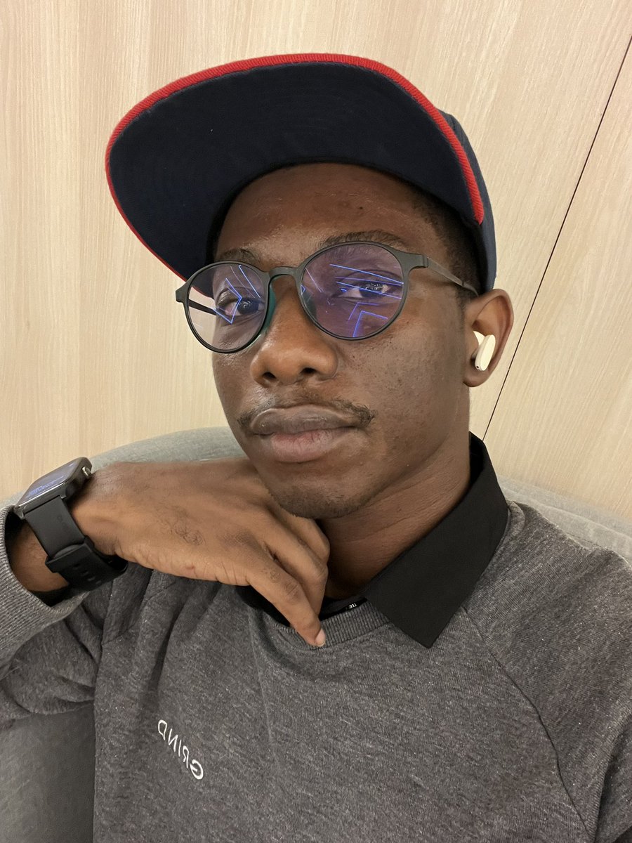 dhawn_hazel's tweet photo. Hi my name is Omotayo!
You’ve doom scrolled your way to my art. Enjoy! https://t.co/YT2wgkYiXq