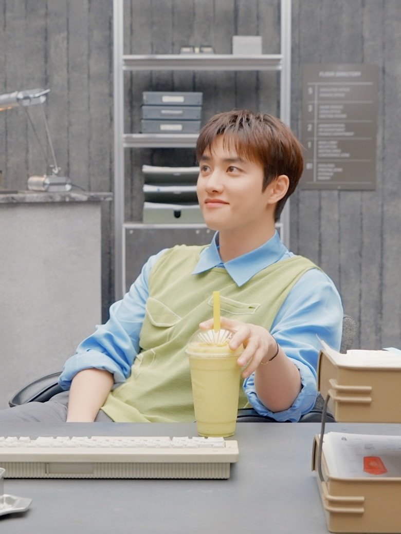 DODBBONG's tweet photo. 메가커피 인스타그램
https://t.co/Rn6NyTtUkX

좋댓!!
여름을노래해 메가MGC커피 💛

#도경수 #디오 #KYUNGSOO #ギョンス https://t.co/bYBsaTG4ee