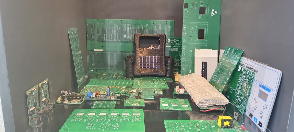 ADONI_S78's tweet photo. Showcasing some of our Designs in  production  at our new office.
Our hardware supporting clients from Industrial, Railways, Medi tech, education and automotive industries in critical systems.
@surfytech @SurfytechE 
Next gonna make a bigger show case with a PCB collage ;) https://t.co/c0mMNx1Bna