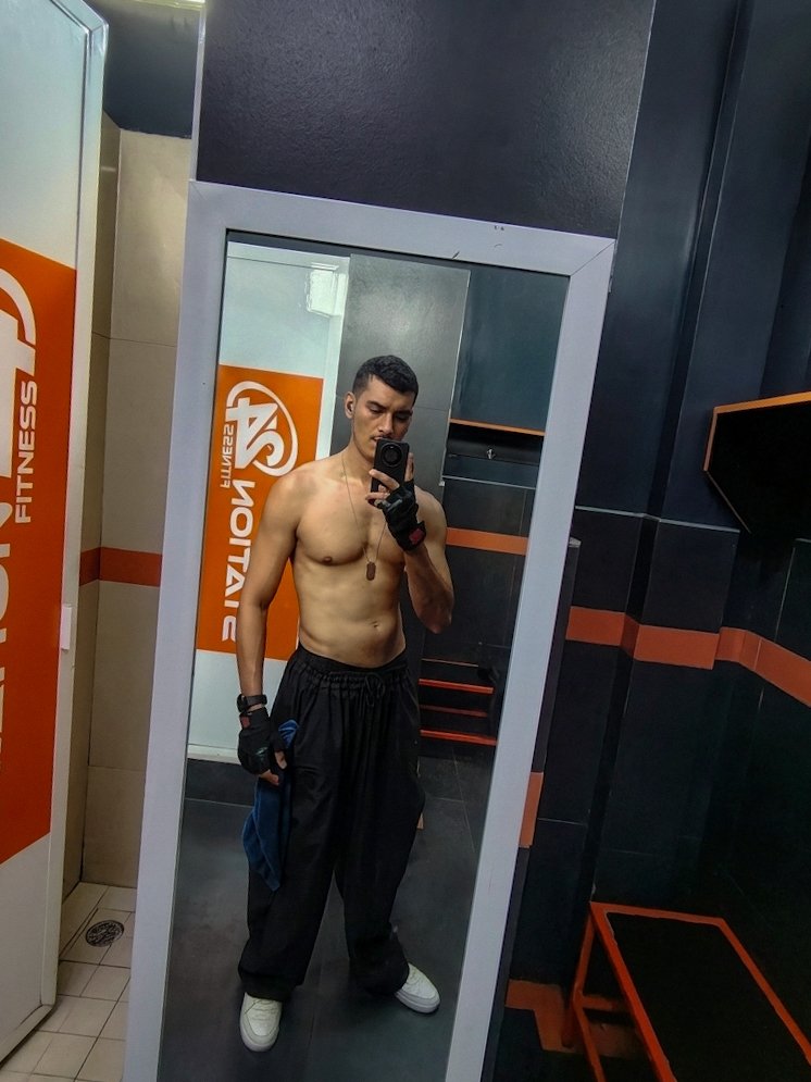 ivanlejandro tweet picture