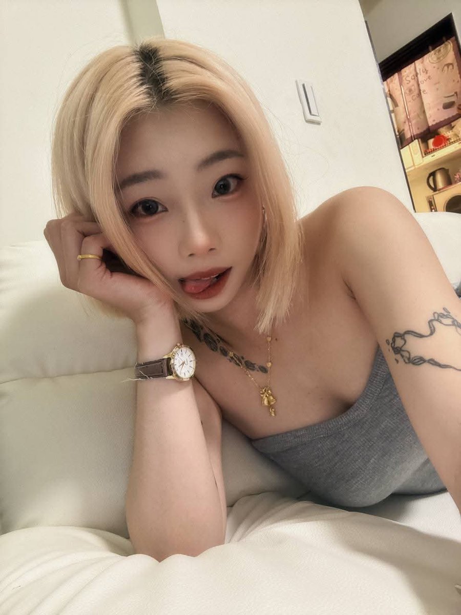 anthony9madison's tweet photo. 天熱可以去你家躲躲嗎？ https://t.co/indlvBsMGU