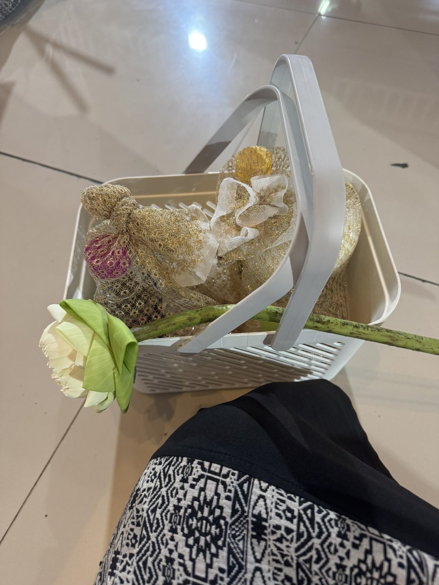 wezdaechild's tweet photo. สิ่งที่ได้กลับมาคือ ความว่างเปล่า https://t.co/di4rlA10ZE