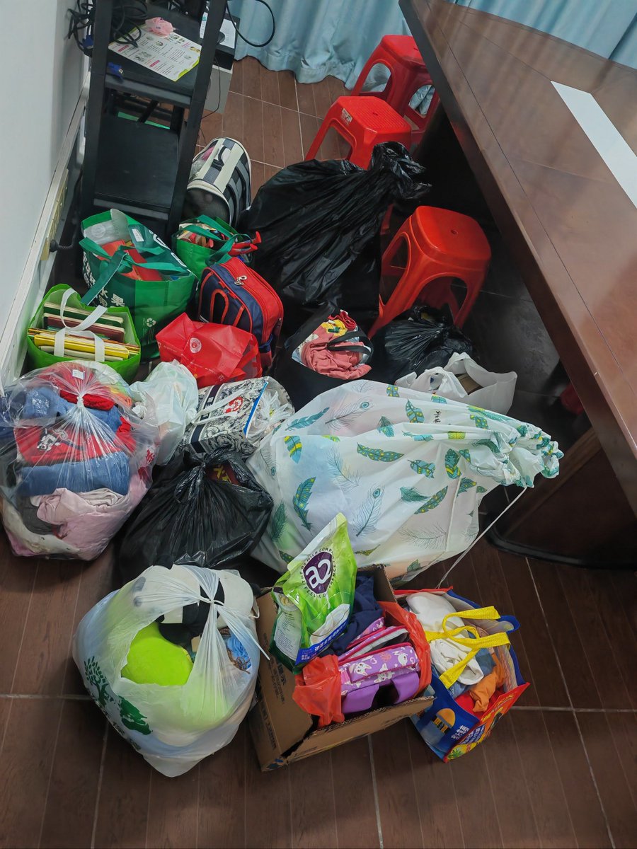 rappamanrap's tweet photo. Tired of cluttered old items Sort them by category, keep the useful ones, and pass the rest on—make space and give things a new life today. https://t.co/cv5mHKippL