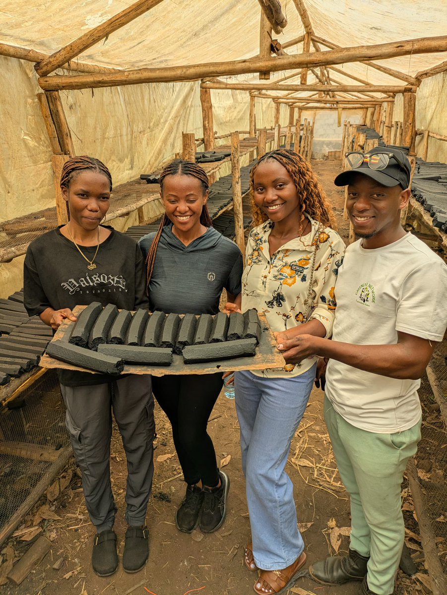 egreenlyf's tweet photo. From learning to action! 💡 Our mentorship journey took us to Asili Kwanza yesterday to see how renewable energy is changing the game.
Excited to bring these lessons back to our own projects. 🌱🙌
#YouthClimateAction #GreenLyfFoundation #FieldTrip https://t.co/DpaykId1xa