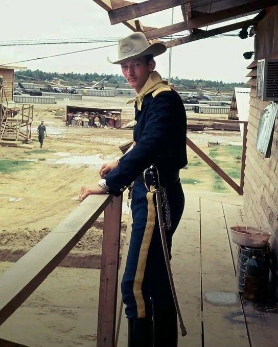 ustonymc's tweet photo. CHARGE! 

Allan "Ace" Cozzalio served as a chopper pilot in Vietnam. As a member of the 5th Cavalry, he enjoyed representing the unit's heritage by wearing the traditional 1860's uniform.

Cazzalio served three tours in Vietnam being shot down six times, receiving the Silver Star once and the Bronze Star twice. He earned 48 air medals and two Purple Hearts.

HERO.