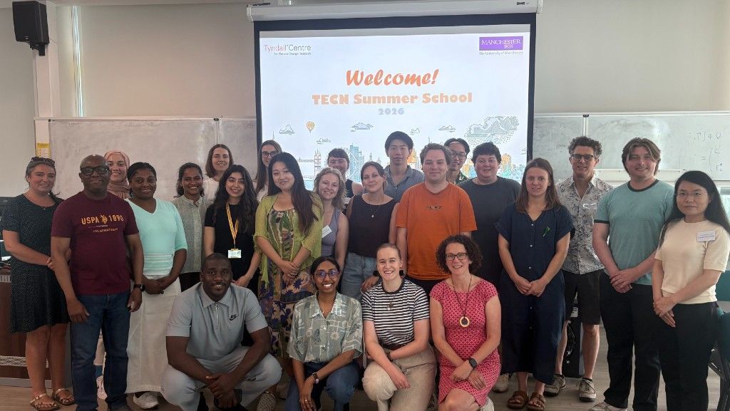 TyndallCentre's tweet photo. Meet the next generation of climate research 🌱 

In this blog, two early-career researchers reflect on how events like the Tyndall Centre Summer School are vital to build the connections across disciplines and sectors ➡️ https://t.co/vn0xiFoGSZ https://t.co/29errnUM31