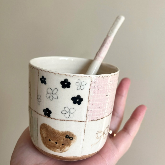 JBadmaev's tweet photo. Just finished this cute hand-stamped ceramic mug! The pattern was totally freehand and it feels so special—nothing beats handmade that carries your own little mark ， https://t.co/UzRT091X5q