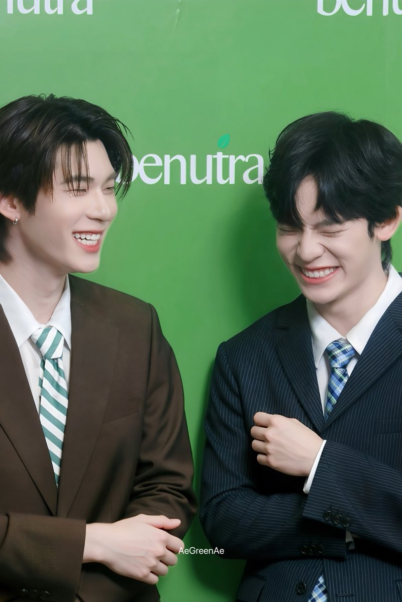 AeGreenAe's tweet photo. พิป๋อ : โดนเส้น
จี๋จี๋ : โดนใจ
มัมม: โดนจับ55555

#BenutraxTeeTeePor
#twnpich @twnpich
#PorSuppakarn 
@porsuppakarn https://t.co/eMFd602icf