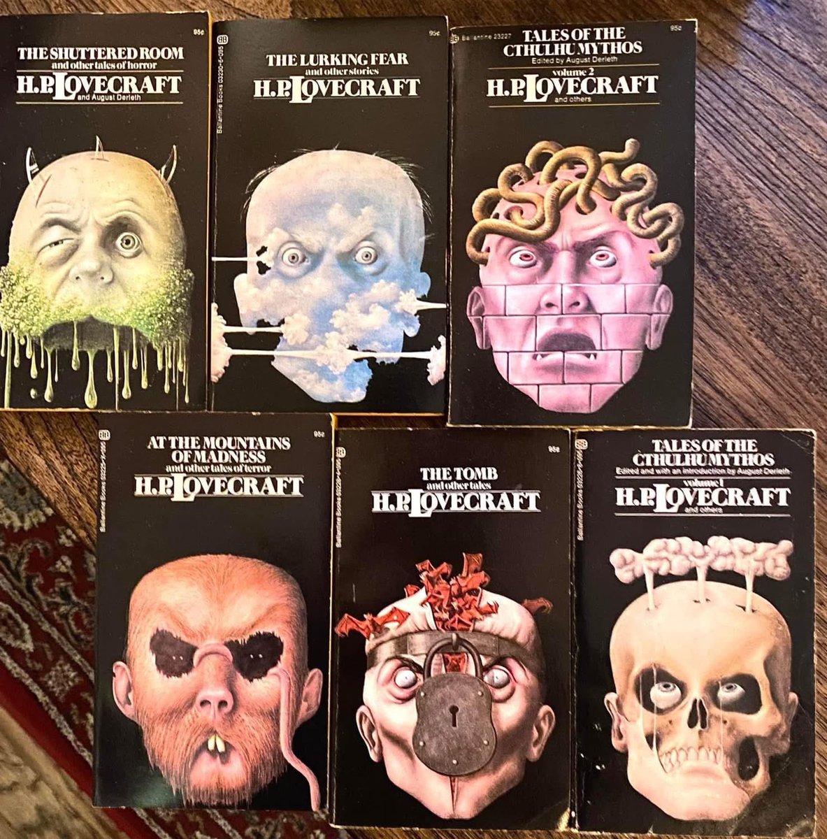 toomuchhorror's tweet photo. HBD #HPL some of the most iconic #PaperbacksfromHell of cosmic horror and ancient madness https://t.co/hBJxYio9Ta
