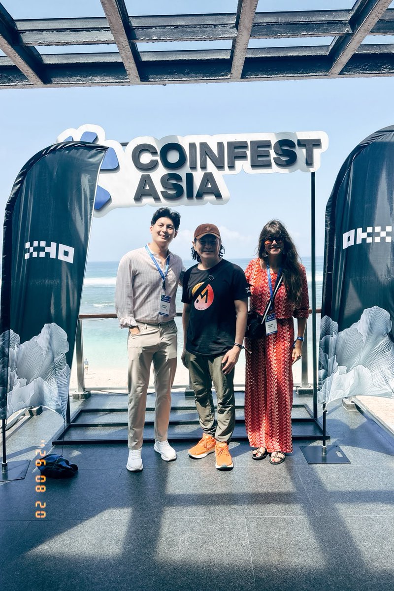 IanFong68's tweet photo. There will be no Asian-pegged stablecoin "hero" in the future. USD-pegged coins are the ones that actually matter. That's the consensus from my panelists @seihakuyoshida @raagulanpathy and SB Seker  at Coinfest Asia yesterday. 
#Money2020 #Fintech #Stablecoins #Web3 #Crypto https://t.co/vYUPWmUK0p