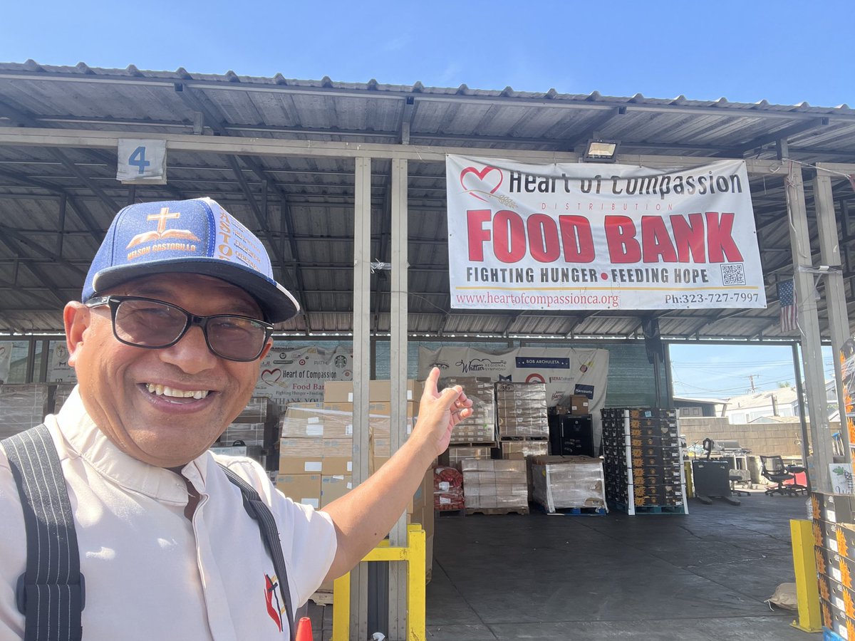 SonoftheChamp's tweet photo. Let’s keep feeding the poor https://t.co/QaTXAdGeBL