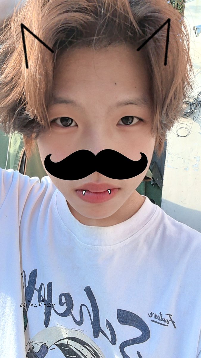 yige2778's tweet photo. 这是我 https://t.co/zlleB1Pu2L