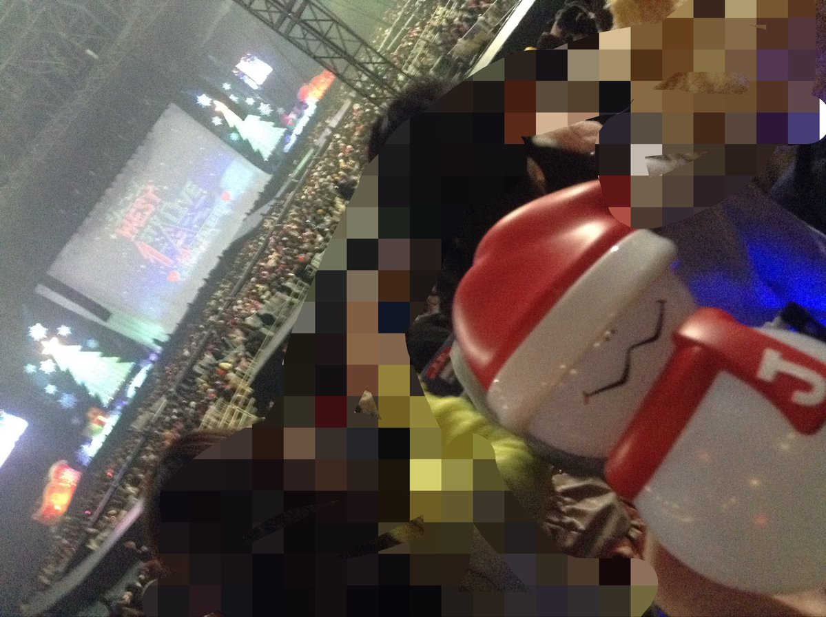 RtrShin8's tweet photo. そういえばWEST好きだった時期fcできてすぐに申し込みして2万台だったのだけど、私が割とすぐやめるって重岡担のお友達に話したら、()名義貸してほしいってなってずっと支払いしてくれてたのだけど、さすがに今回のことで降りることになってついにもうすぐ終わりを迎える会員証…思い出だけ供養🙏 https://t.co/7kVkb3waSZ