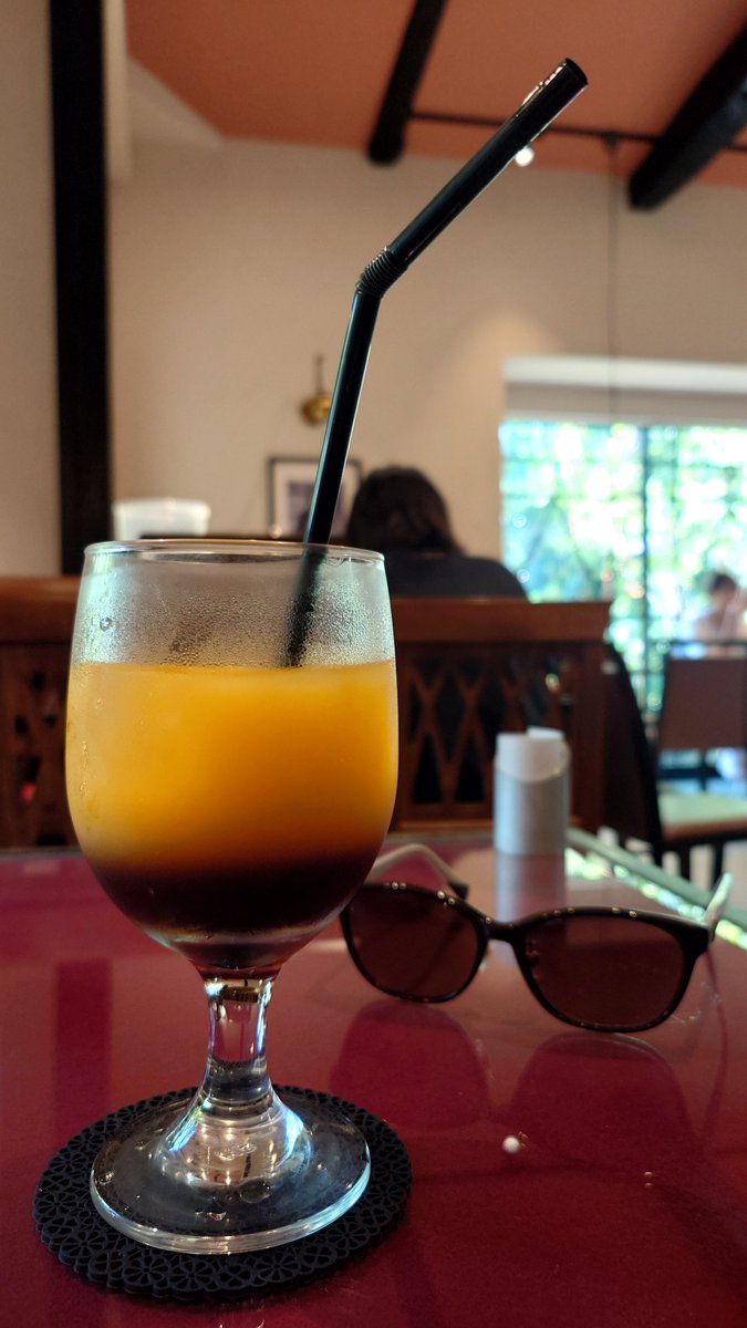 youpao's tweet photo. 漱石ゆかりのカフェにて😊 https://t.co/BmE0cM2mFf