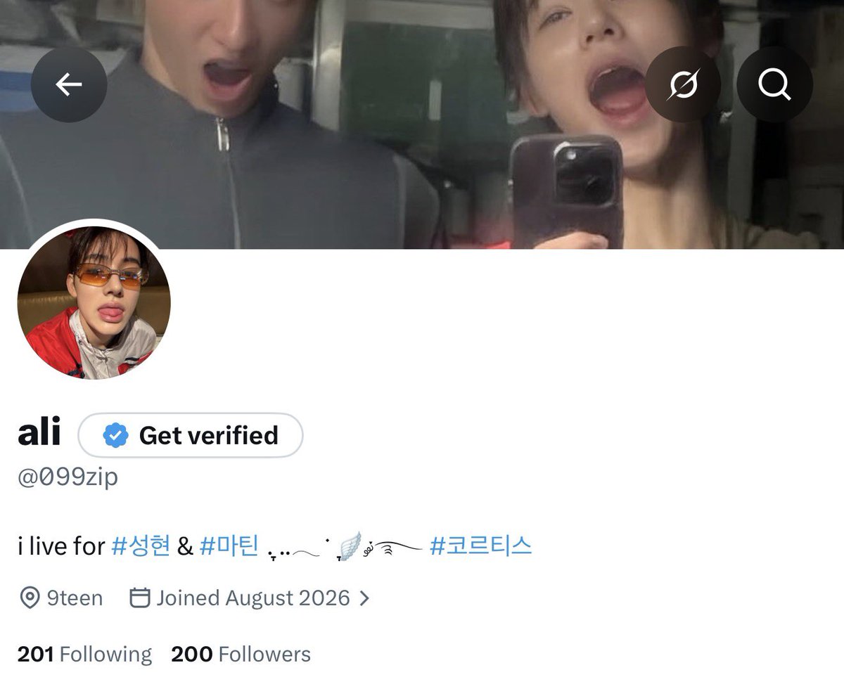099zip's tweet photo. HAPPY 200K YIPPIEEEEE https://t.co/5MzSGDPw5D