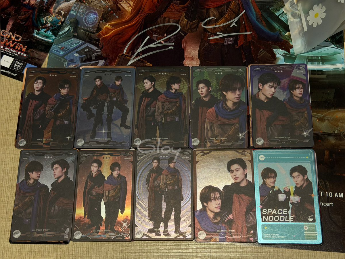 GokanGin's tweet photo. แรนด้อมการ์ด 10 ซอง ได้การ์ด Secret 10 ใบครบเลย แล้วคือการ์ดดีงามมากทุกใบ ฟิน 🤭

#PondPhuwinConcertD1
#ปอนด์ภูวินทร์ #PERMPOON https://t.co/qqzxzDlB9k