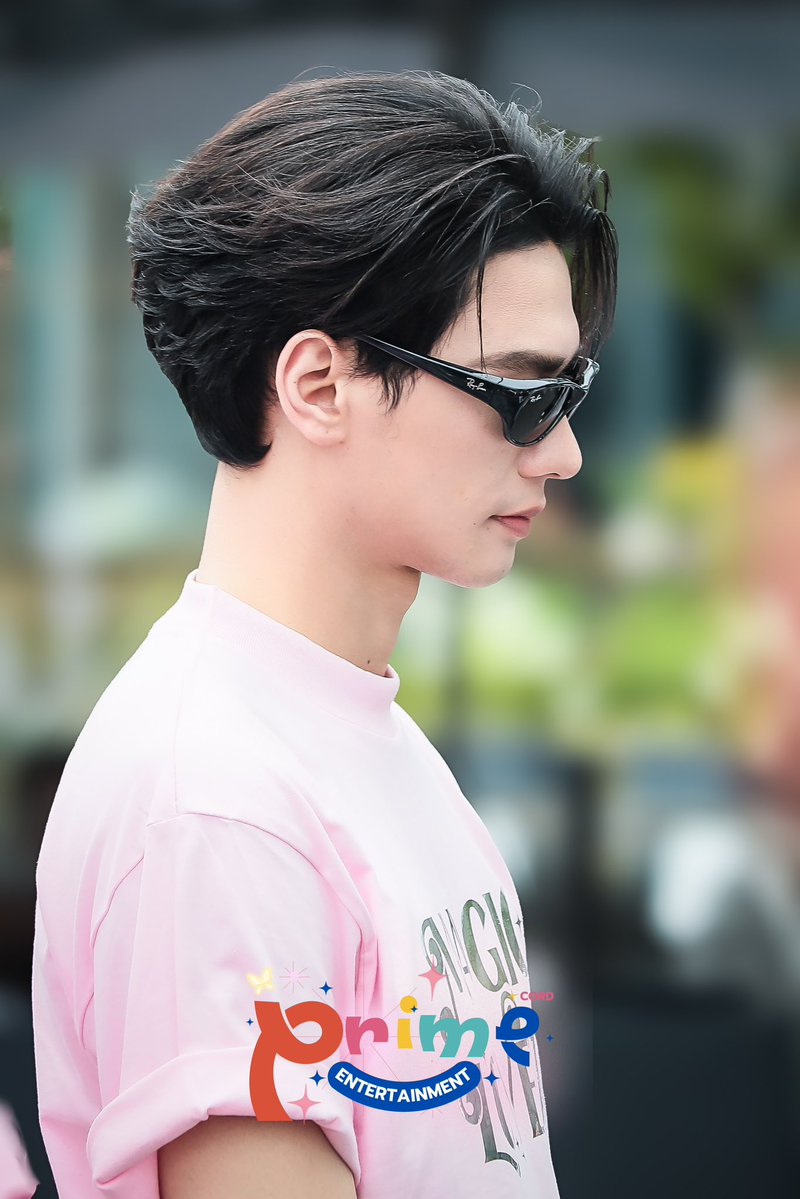 PrimeCordEnt's tweet photo. “เก่ง หฤษฎ์” รับบทเป็น “ลี ลิขิต” และ “น้ำปิง นภัสกร” รับบทเป็น “วิเวียน” ในซีรีส์ “Magic Lover Series พ่อมดลุ้นรัก” 🪄✨ 

Magic Lover Worship

#บวงสรวงMagicLover
#KengHarit #nampingster
#KengNamping #เก่งน้ำปิง https://t.co/0ZY7it258O