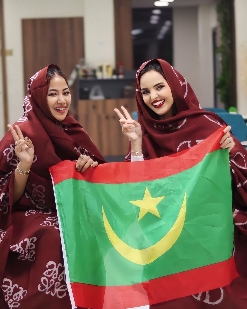 qaallaam's tweet photo. من أرض شنقيط تأتي أجمل الحكايات.. وبنت موريتانيا أجملها 🇲🇷❤️ https://t.co/DRns1X2DUR