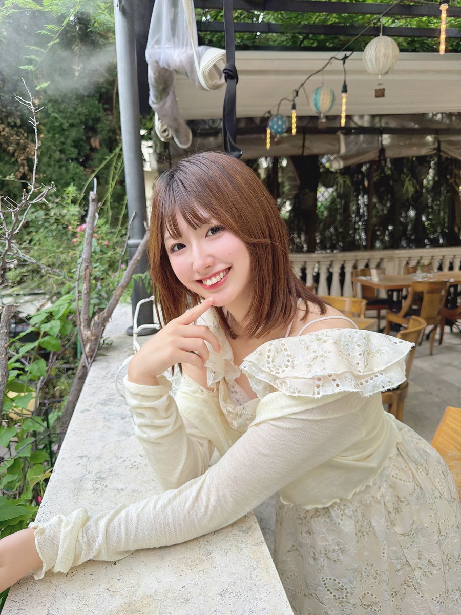 mio_Yurimio's tweet photo. 入院してる間に夏の終わりを感じた🌻 https://t.co/37vx63tvJm