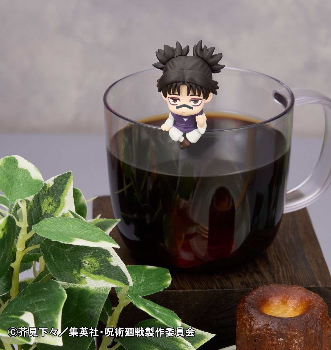 jyujyutu_001's tweet photo. 【グッズ情報】

『呪術廻戦』お茶友シリーズ 死滅回游が予約受付中！

付属の看板やコップに乗せて飾ることができたり、お手持ちのグラスにも乗せることができます！

https://t.co/fhc7tyklCq https://t.co/DCAdiSmufA