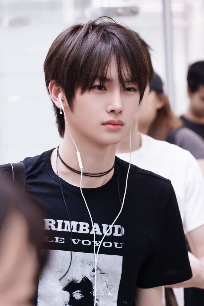 1225_XIN_00's tweet photo. 260821

#안신 #anxin #알파드라이브원        
#周安信 #アンシン  #ZHOUANXIN #ALPHADRIVEONE            #ALD1 https://t.co/c4iIFYmuh7