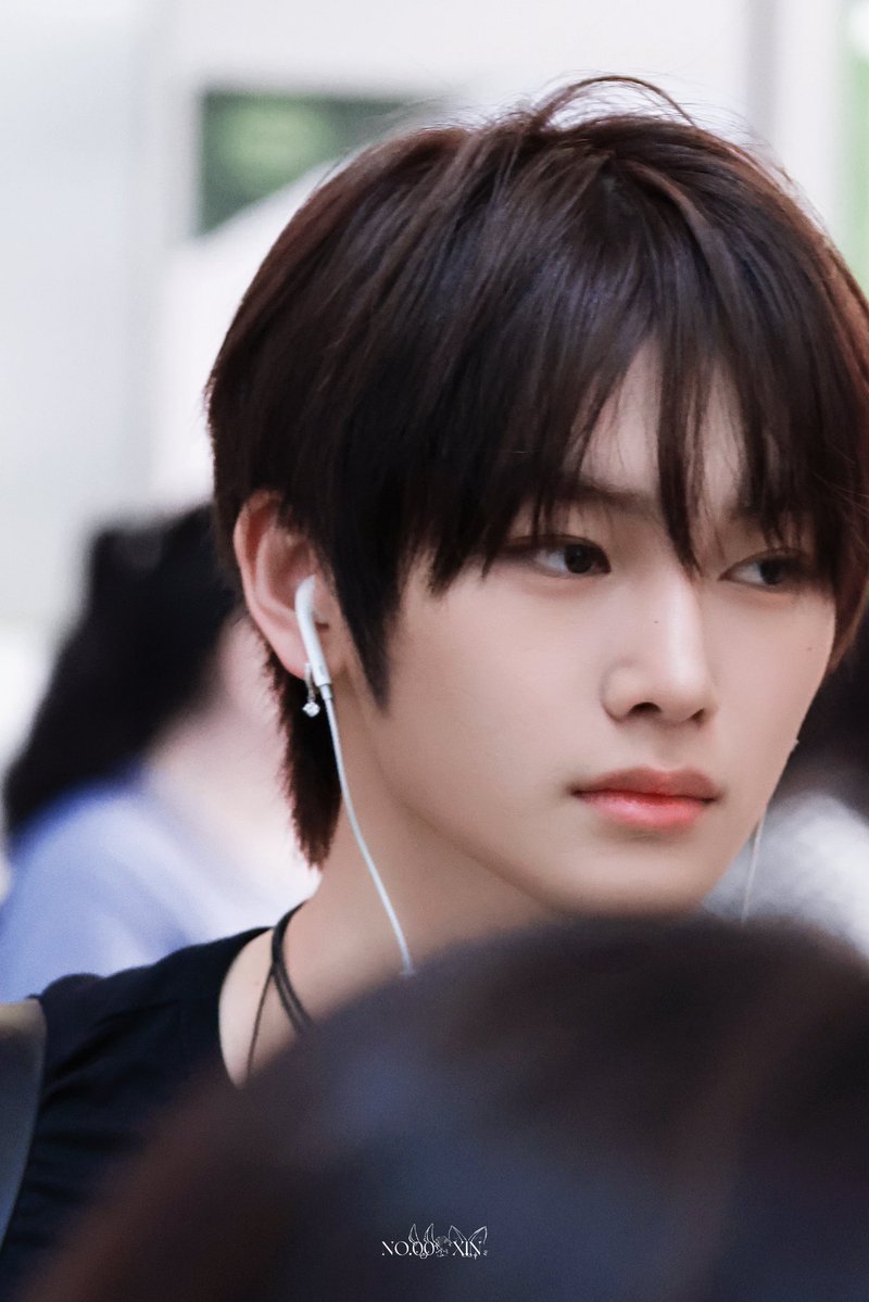 1225_XIN_00's tweet photo. 260821

#안신 #anxin #알파드라이브원        
#周安信 #アンシン  #ZHOUANXIN #ALPHADRIVEONE            #ALD1 https://t.co/c4iIFYmuh7