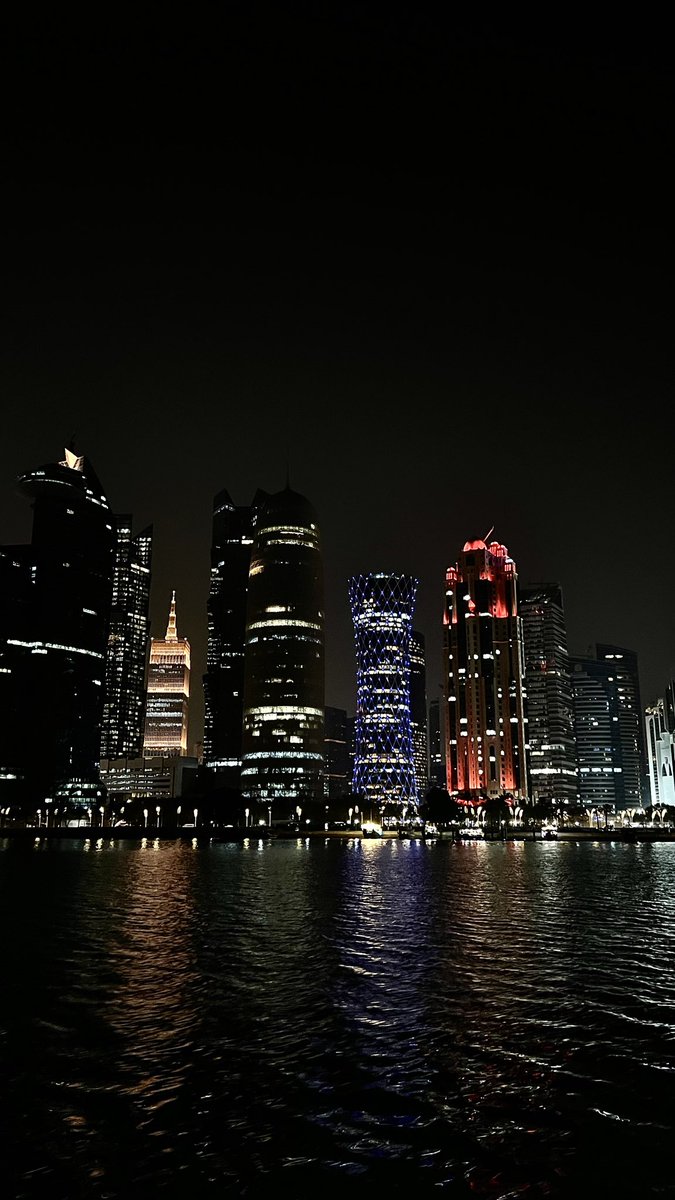 8vcxt_'s tweet photo. يانور عيني ديارك ياقطـر 
وأنا دياري سعوديـة 
لولا المسافه وطول البُعد 
لا أزورك كل عصريه☹️🇶🇦 https://t.co/MazjCgpiiU