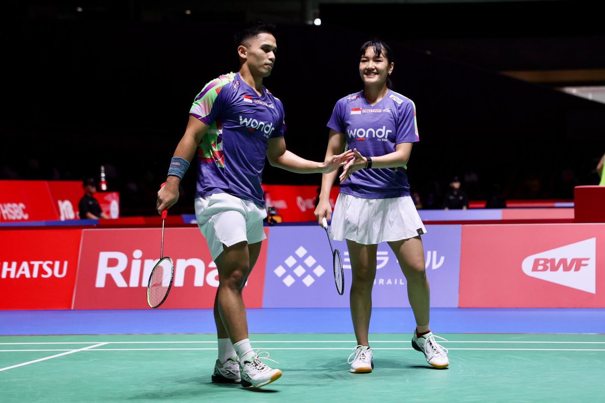 BadmintonNow's tweet photo. Tak peduli ku di-bully, omongan lo gue beli
Cacian lo gue cuci dengan senyuman prestasi
Tak pernah ku malu kar'na cibiranmu Kujadikan motivasi 😎😎 https://t.co/K1isbw1egU