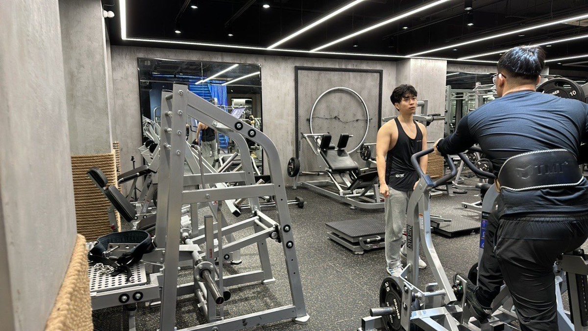 nikiton25's tweet photo. Just crushed a 30-day workout streak that felt impossible last month  Small steps, big wins—your next limit is waiting to be pushed. #BreakYourLimit， https://t.co/tsKyVhYhQq
